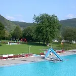 Konukevi Ferien Weingut Schneider