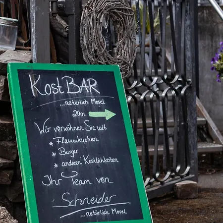 Ferien Weingut Schneider إيلينز-بولتيرسدورف