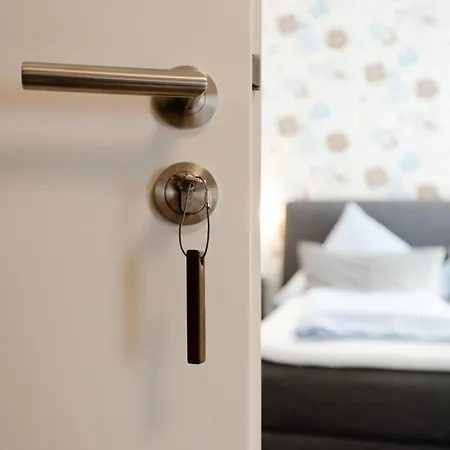 Ferien Weingut Schneider 3* إيلينز-بولتيرسدورف