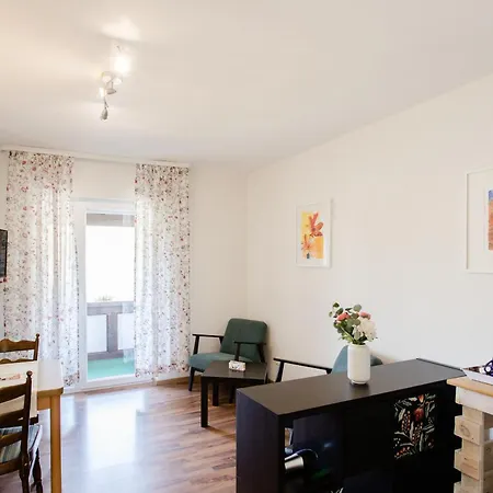 Ferien Weingut Schneider 3* エレンツ・ポルタースドルフ