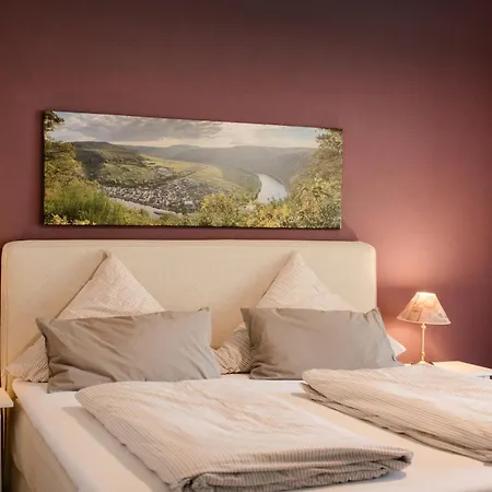 Ferien Weingut Schneider Pensionat 3*