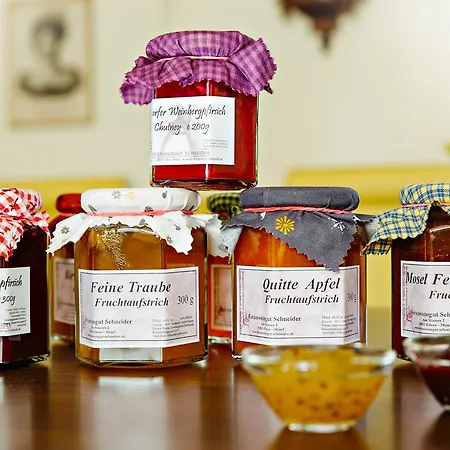 Ferien Weingut Schneider إيلينز-بولتيرسدورف