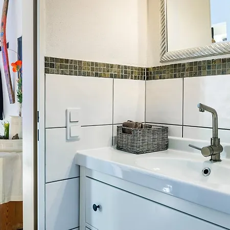 Ferien Weingut Schneider بيت ضيافة إيلينز-بولتيرسدورف