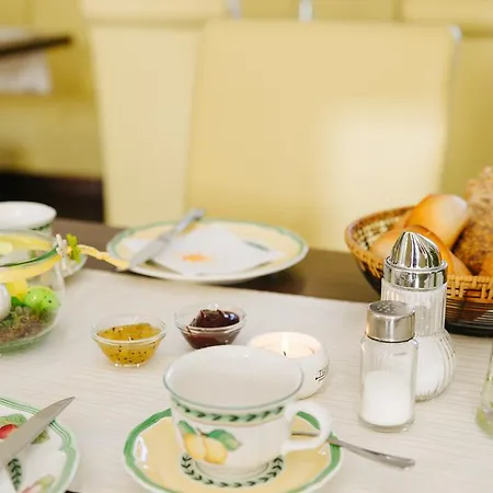 Ferien Weingut Schneider 3*