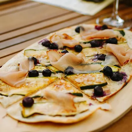 Ferien Weingut Schneider 3* إيلينز-بولتيرسدورف