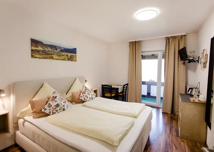 Ferien Weingut Schneider Maison d'hôtes 3*