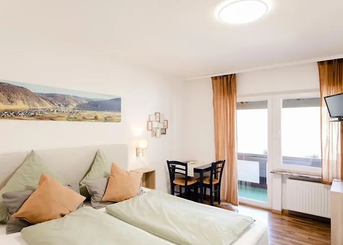 Ferien Weingut Schneider Maison d'hôtes 3*