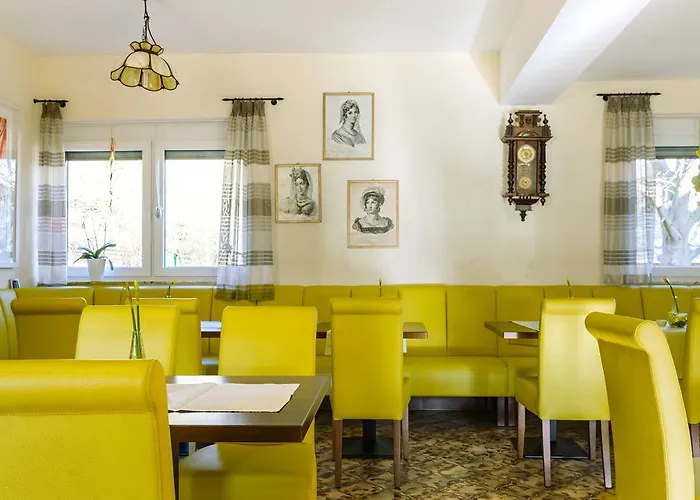 Ferien Weingut Schneider Maison d'hôtes Ellenz-Poltersdorf